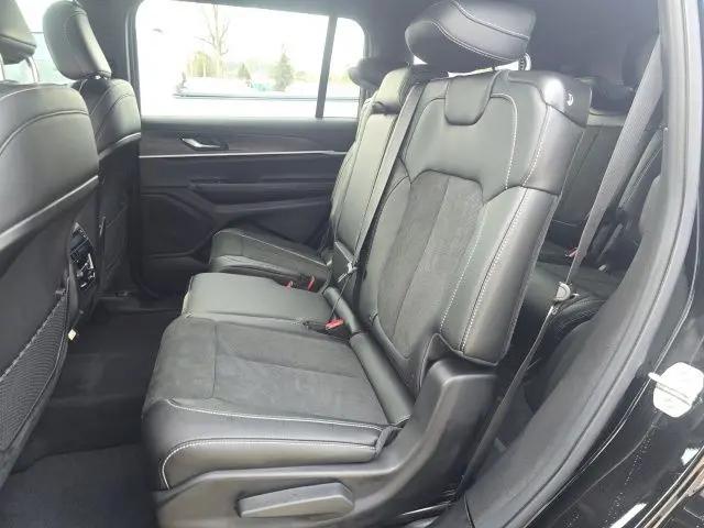 2026 Jeep Grand Cherokee L Altitude 4x4