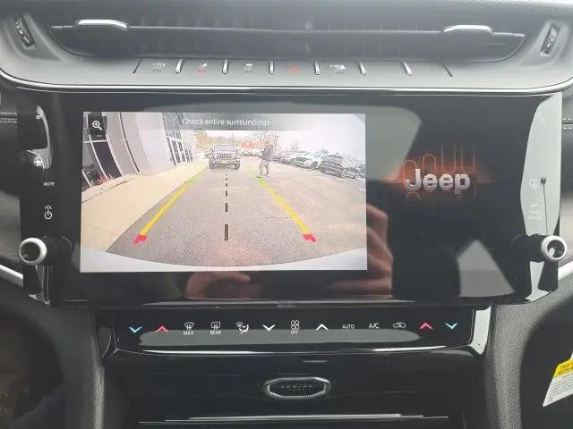 2026 Jeep Grand Cherokee Altitude 4x4