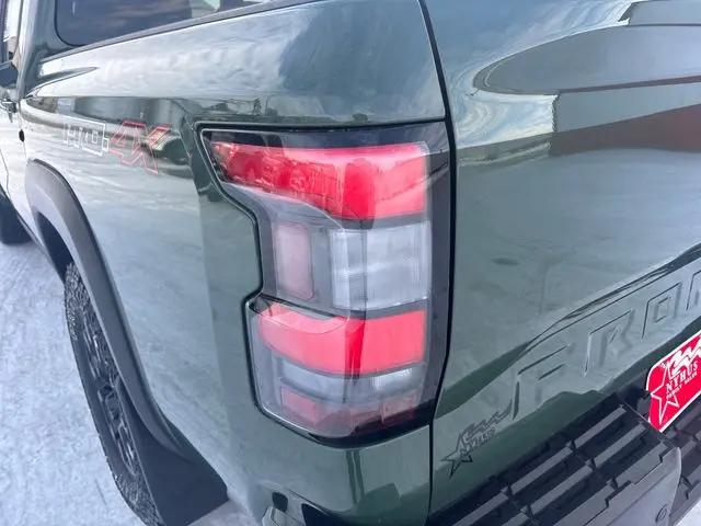 2023 Nissan Frontier Crew Cab PRO-4X 4x4