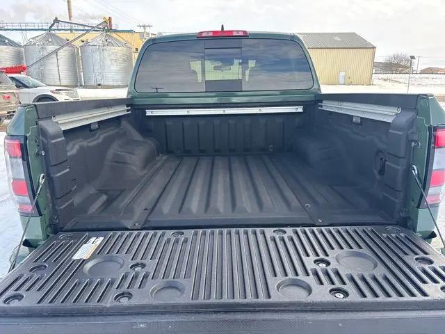 2023 Nissan Frontier Crew Cab PRO-4X 4x4