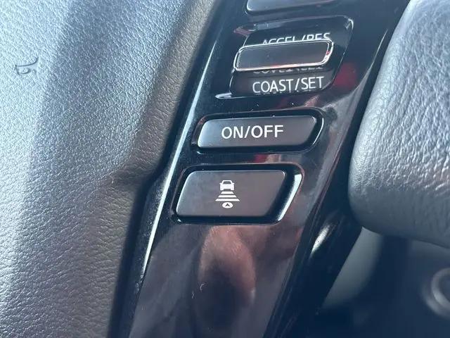 2023 Nissan Frontier Crew Cab PRO-4X 4x4