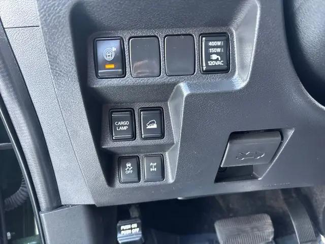 2023 Nissan Frontier Crew Cab PRO-4X 4x4