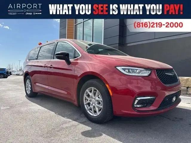 2026 Chrysler Pacifica Select for sale in Platte City, MO