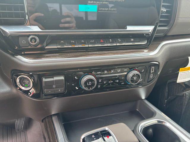 2026 Chevrolet Silverado 1500 4WD Crew Cab Short Bed RST