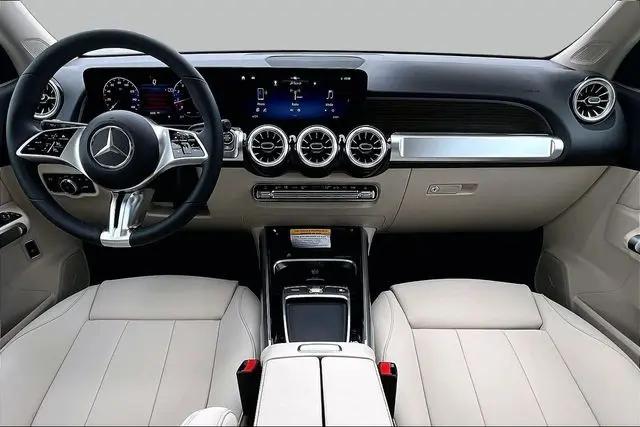2026 Mercedes-Benz GLB 4MATIC