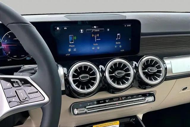 2026 Mercedes-Benz GLB 4MATIC