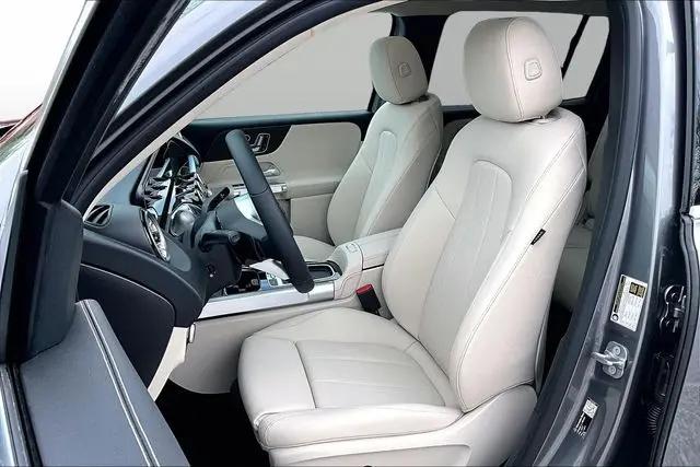 2026 Mercedes-Benz GLB 4MATIC