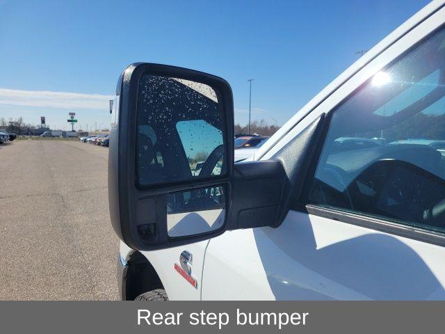 2024 Ram 3500 Big Horn Crew Cab 4x4 8' Box
