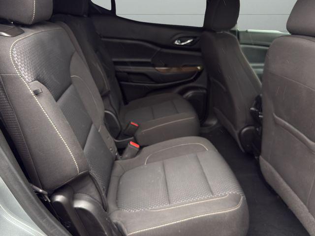 2023 GMC Acadia FWD SLE