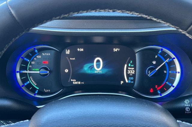 2024 Chrysler Pacifica Hybrid Select