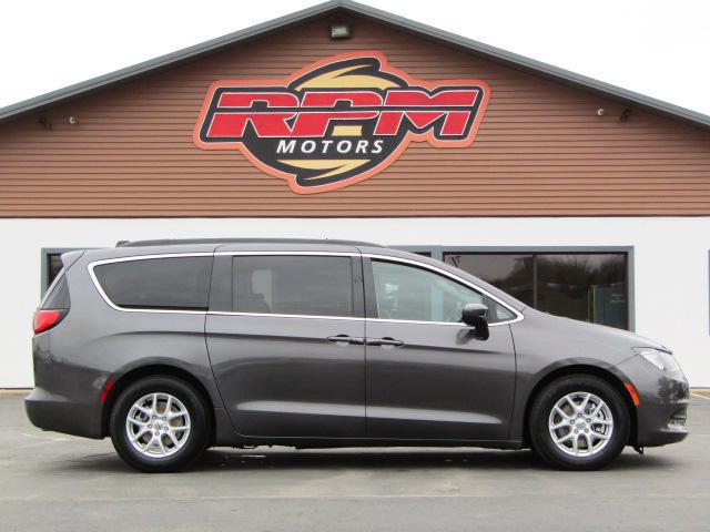 2021 Chrysler Voyager LXI
