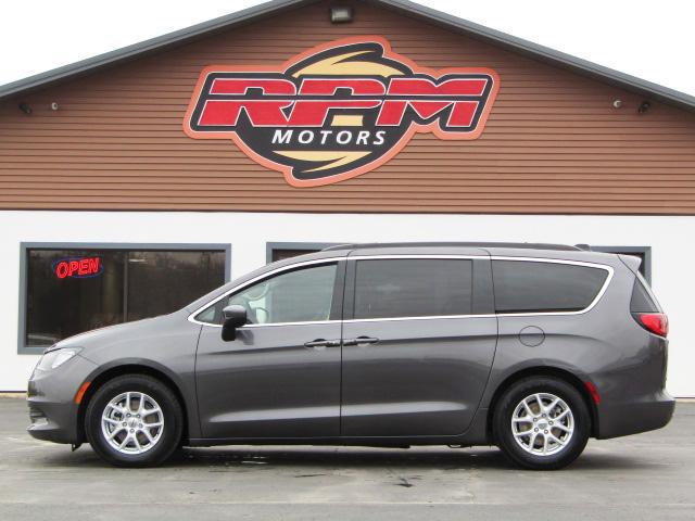 2021 Chrysler Voyager LXI