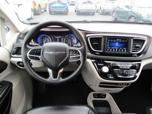 2021 Chrysler Voyager LXI