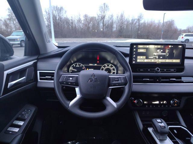 2026 Mitsubishi Outlander ES 1.5T S-AWC