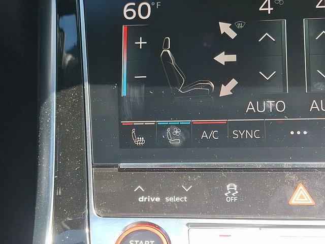 2026 Audi SQ8 Prestige TFSI quattro Tiptronic