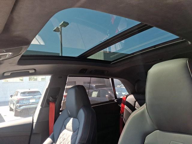 2026 Audi SQ8 Prestige TFSI quattro Tiptronic