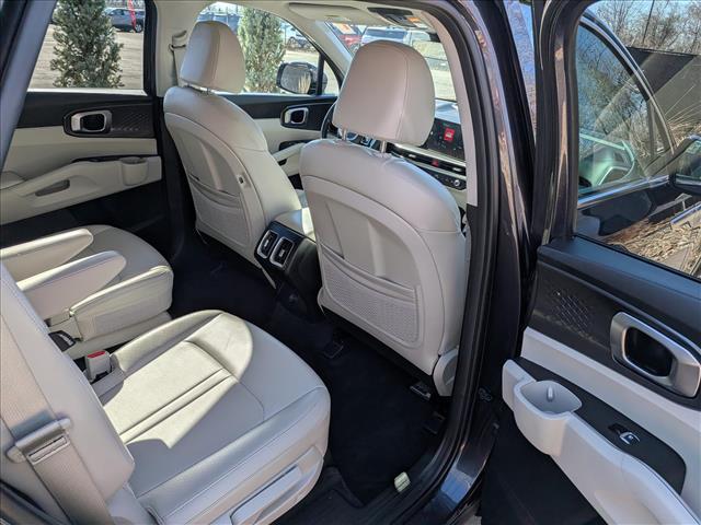 2025 Kia Sorento EX