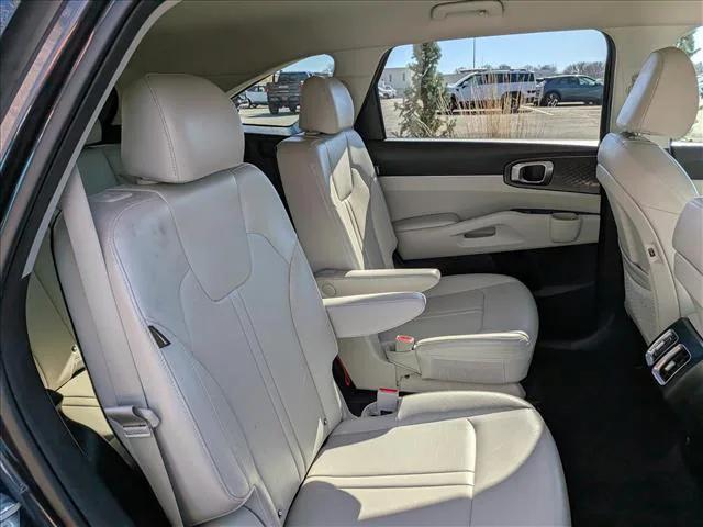 2025 Kia Sorento EX