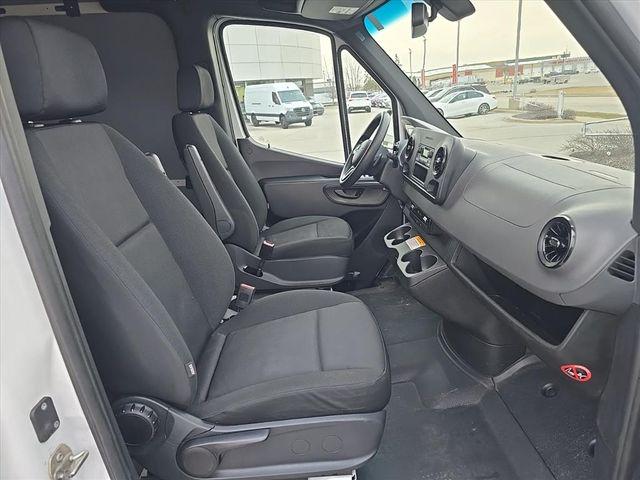 2023 Mercedes-Benz Sprinter 2500 Standard Roof 4-Cyl Gas