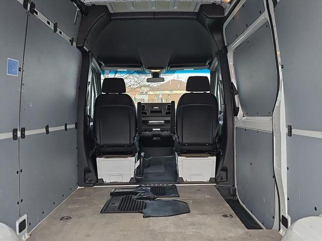 2023 Mercedes-Benz Sprinter 2500 Standard Roof 4-Cyl Gas
