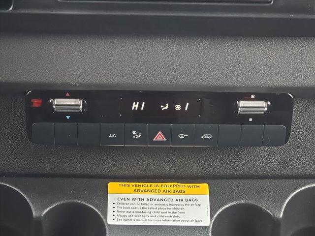 2023 Mercedes-Benz Sprinter 2500 Standard Roof 4-Cyl Gas