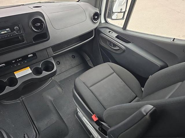 2023 Mercedes-Benz Sprinter 2500 Standard Roof 4-Cyl Gas