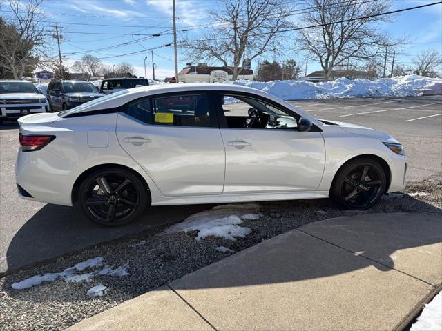 2024 Nissan Sentra SR Xtronic CVT