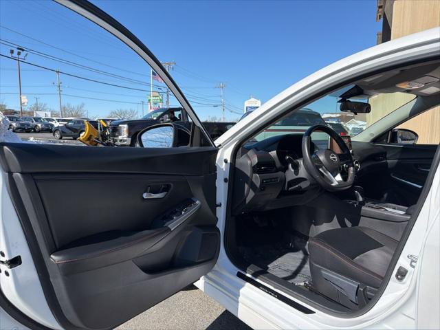 2024 Nissan Sentra SR Xtronic CVT