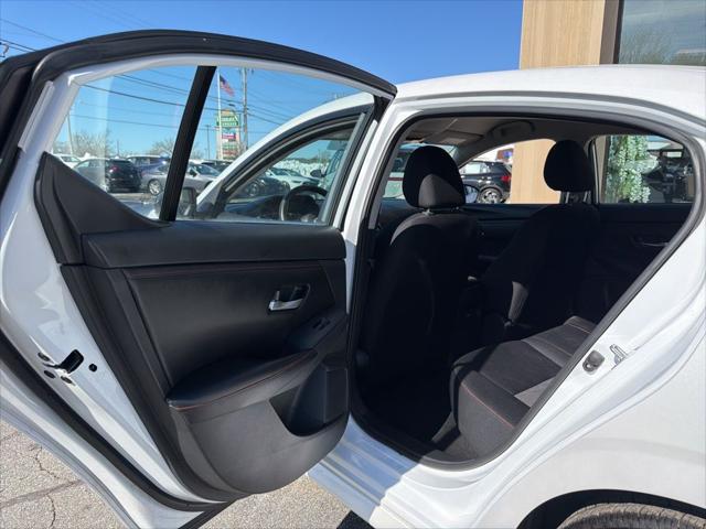 2024 Nissan Sentra SR Xtronic CVT