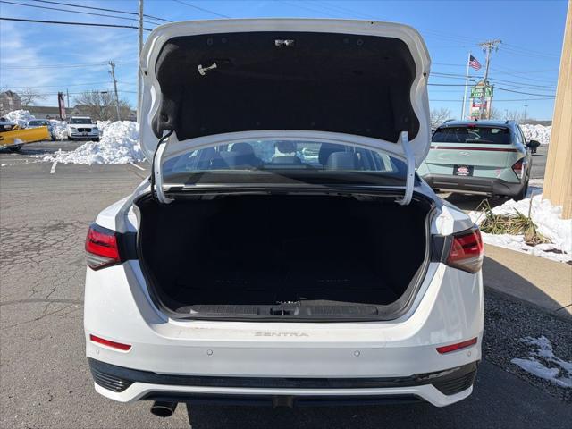 2024 Nissan Sentra SR Xtronic CVT