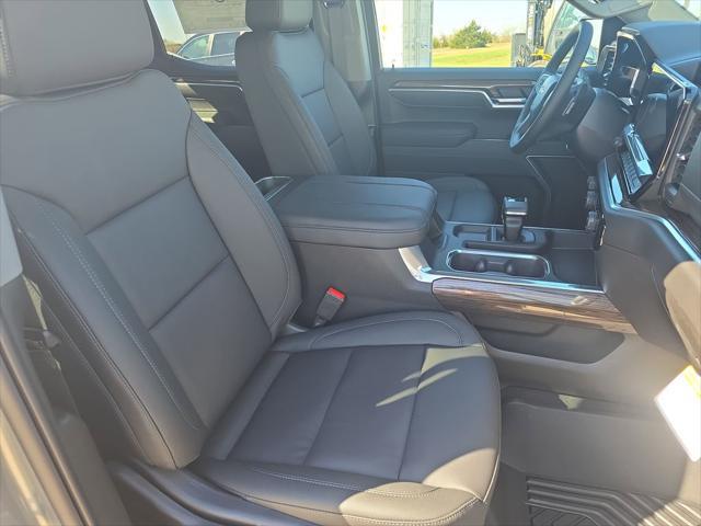 2026 Chevrolet Silverado 1500 4WD Crew Cab Standard Bed LT