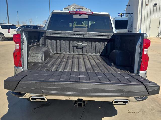 2026 Chevrolet Silverado 1500 4WD Crew Cab Standard Bed LT