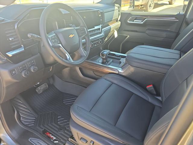 2026 Chevrolet Silverado 1500 4WD Crew Cab Standard Bed LT