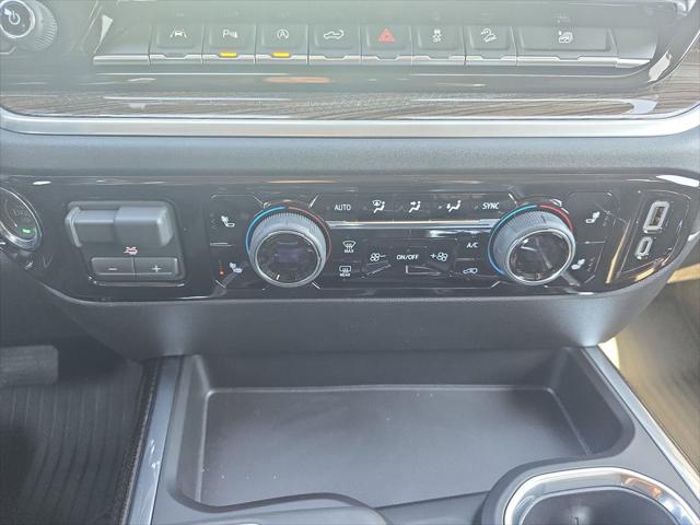 2026 Chevrolet Silverado 1500 4WD Crew Cab Standard Bed LT