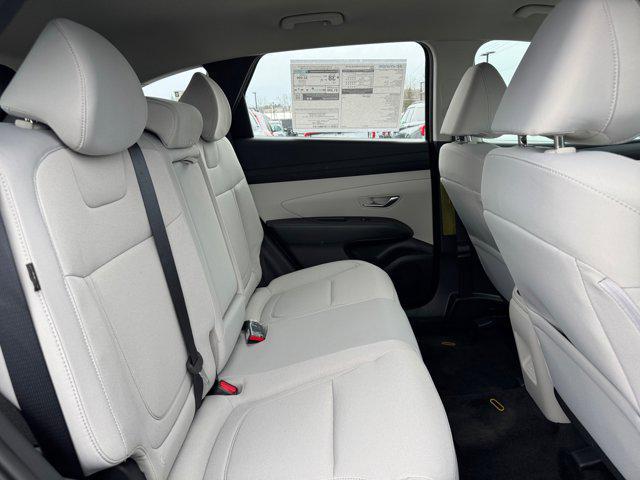 2026 Hyundai Tucson Hybrid Blue SE