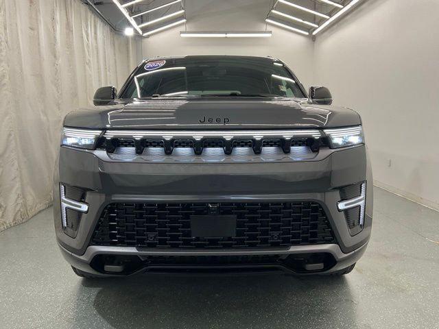 2026 Wagoneer Grand Wagoneer GRAND WAGONEER UPLAND 4X4