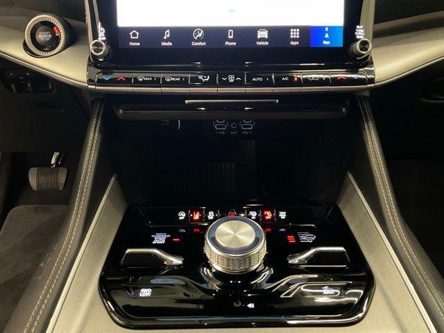2026 Jeep Grand Wagoneer Upland