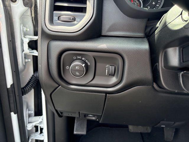 2026 Ram 2500 Black Express Crew Cab 4x4 6'4" Box