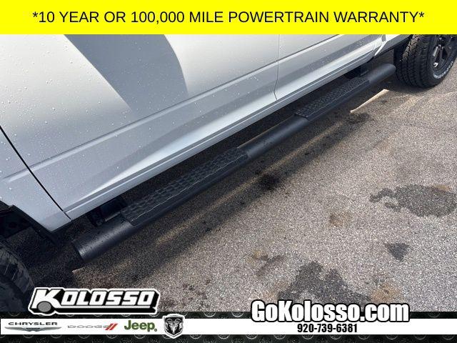 2026 Ram 2500 Black Express Crew Cab 4x4 6'4" Box