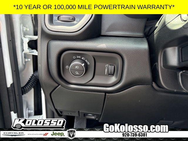 2026 Ram 2500 Black Express Crew Cab 4x4 6'4" Box