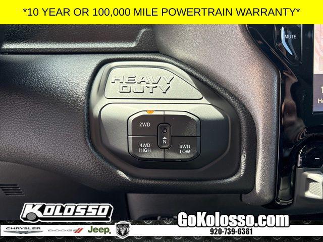2026 Ram 2500 Black Express Crew Cab 4x4 6'4" Box