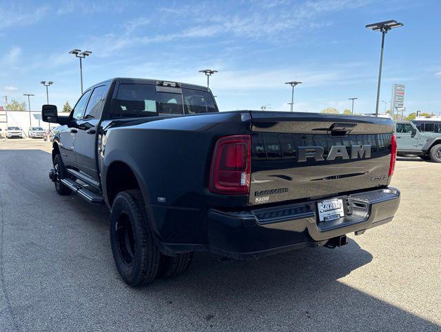 2026 Ram 3500 Laramie Crew Cab 4x4 8' Box
