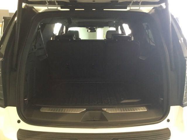 2026 Chevrolet Suburban RST, 4WD
