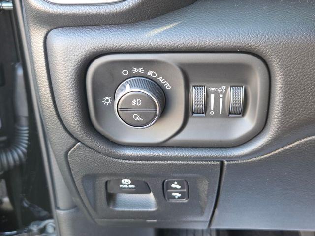 2026 Ram 1500 Big Horn Crew Cab 4x2 5'7" Box