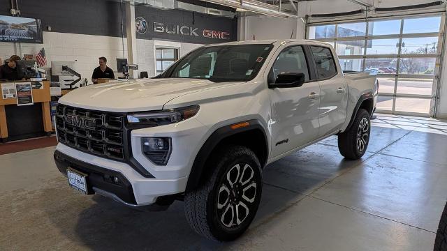 2026 GMC Canyon AT4, 4WD