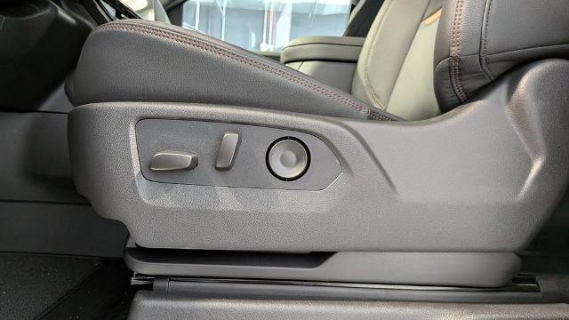 2026 GMC Sierra 1500 Crew Cab, Short Bed, AT4, 4WD