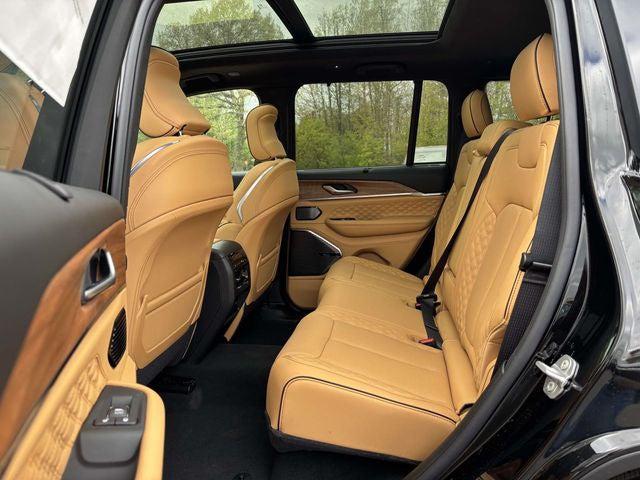 2026 Jeep Grand Cherokee Summit 4x4