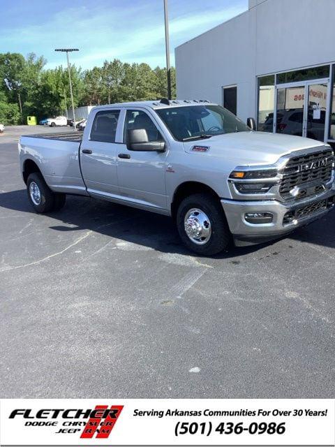 2026 RAM Ram 3500 RAM 3500 TRADESMAN CREW CAB 4X2 8 BOX