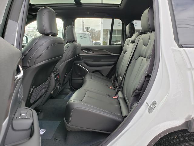 2026 Jeep Grand Cherokee Limited 4x4