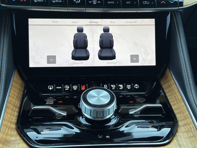 2024 Jeep Grand Wagoneer L Series III 4x4